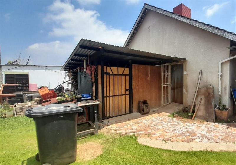 3 Bedroom Property for Sale in Rhodesfield Gauteng