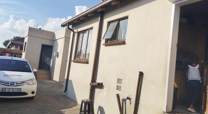 2 Bedroom Property for Sale in Hospital View Gauteng