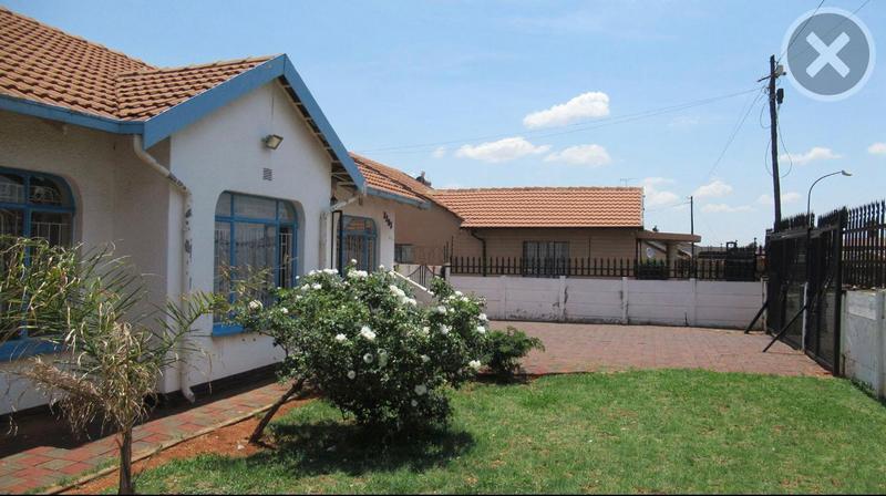 3 Bedroom Property for Sale in Lenasia South Gauteng