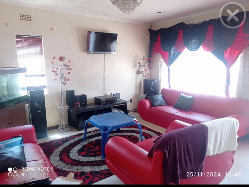 3 Bedroom Property for Sale in Lenasia South Gauteng