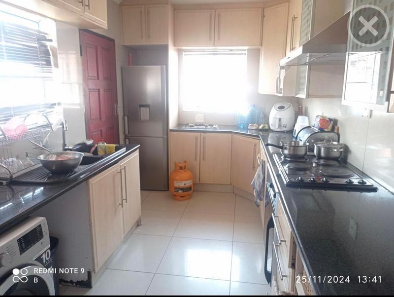 3 Bedroom Property for Sale in Lenasia South Gauteng