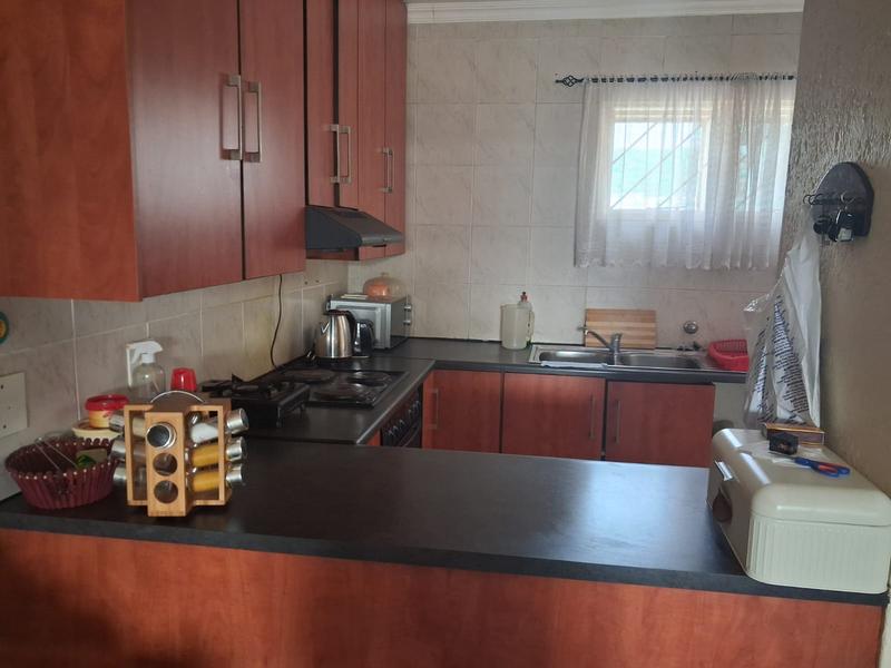 2 Bedroom Property for Sale in Mulbarton Gauteng