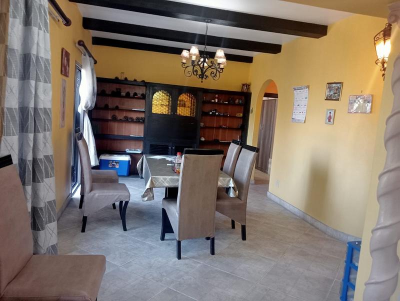4 Bedroom Property for Sale in Oakdene Gauteng