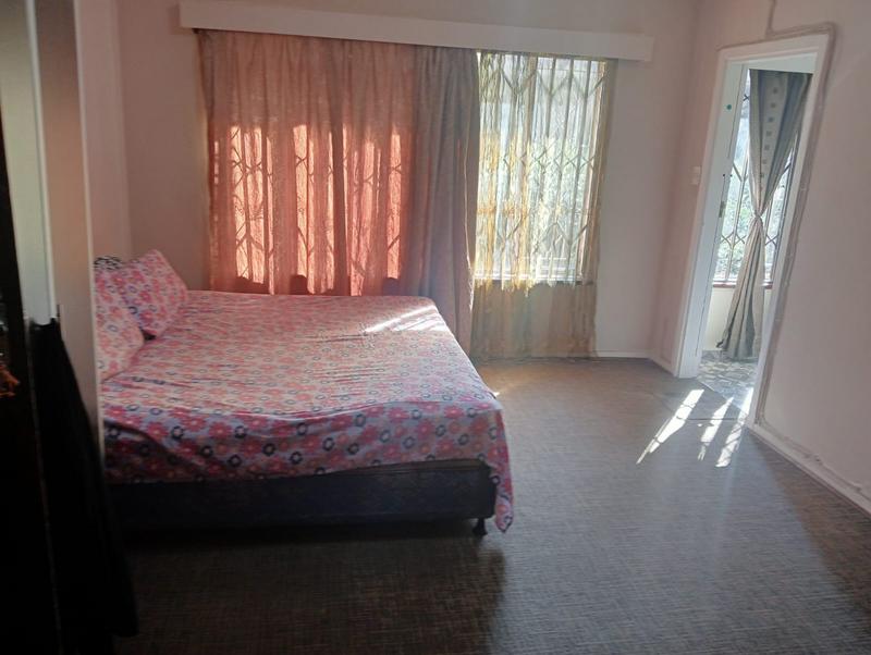 4 Bedroom Property for Sale in Oakdene Gauteng