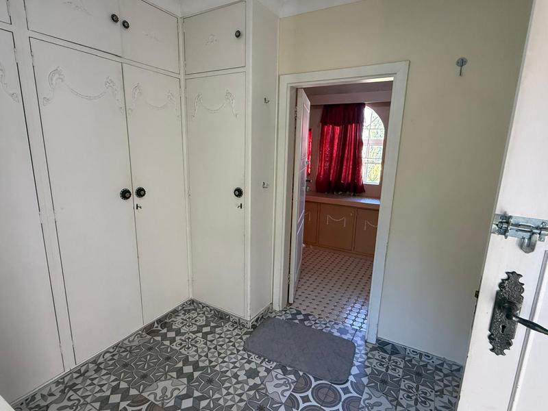 4 Bedroom Property for Sale in Oakdene Gauteng