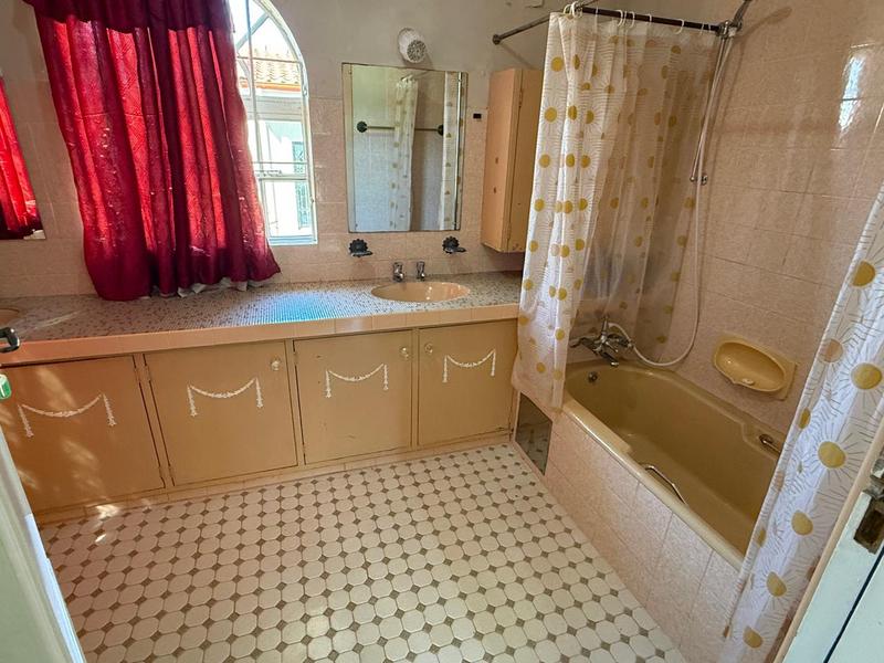 4 Bedroom Property for Sale in Oakdene Gauteng