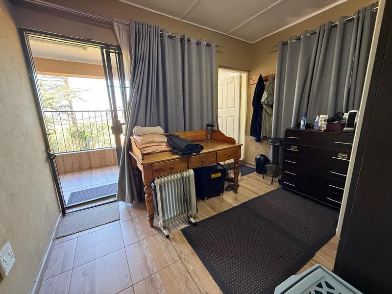 4 Bedroom Property for Sale in Oakdene Gauteng