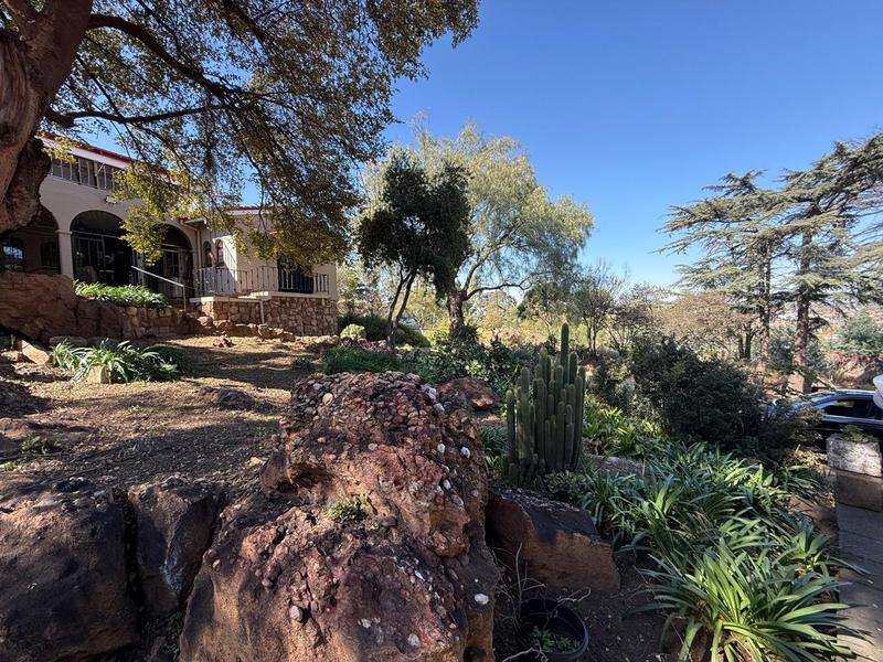 4 Bedroom Property for Sale in Oakdene Gauteng