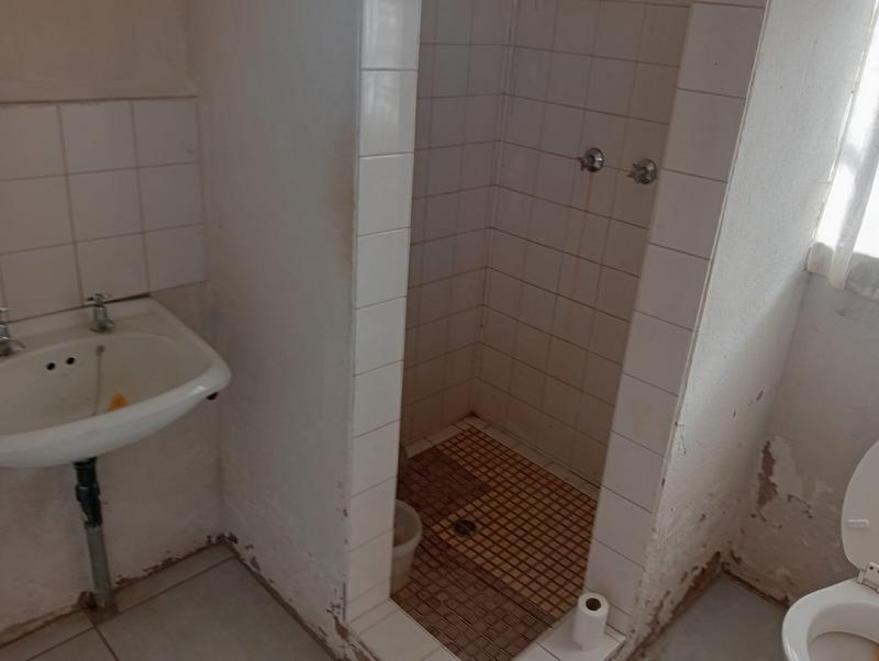 4 Bedroom Property for Sale in Oakdene Gauteng