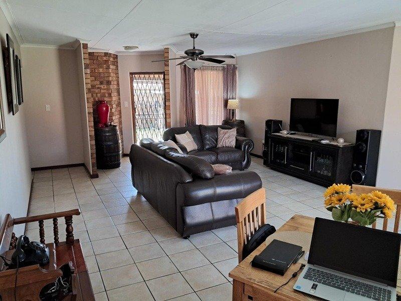 3 Bedroom Property for Sale in Montana Park Gauteng