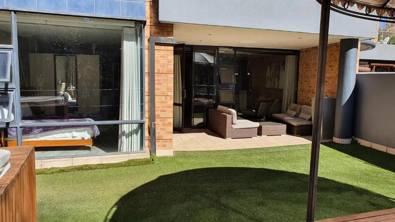 To Let 2 Bedroom Property for Rent in Benmore Gauteng