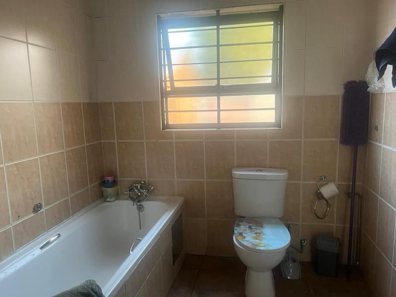 To Let 3 Bedroom Property for Rent in Hesteapark Gauteng
