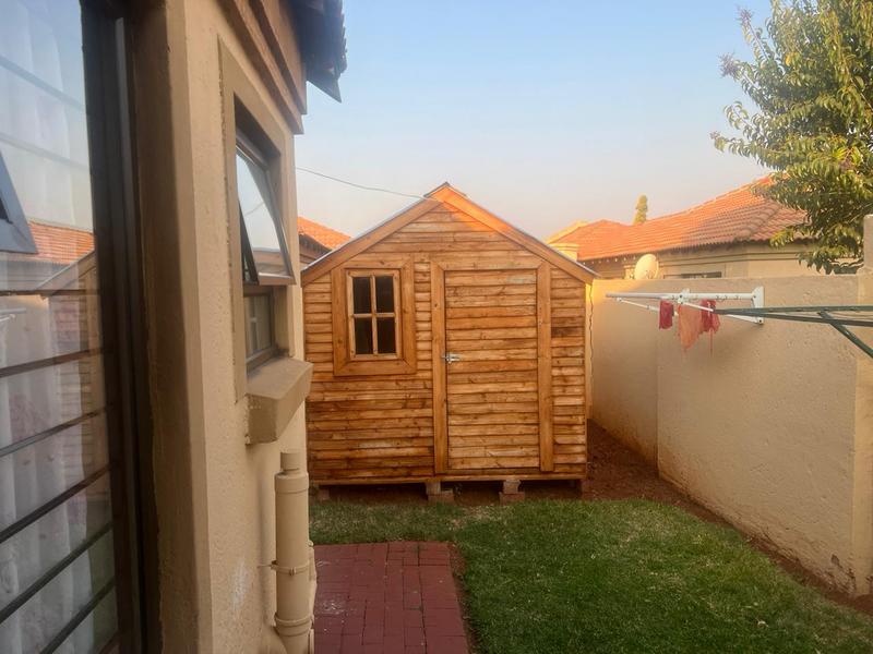To Let 3 Bedroom Property for Rent in Hesteapark Gauteng