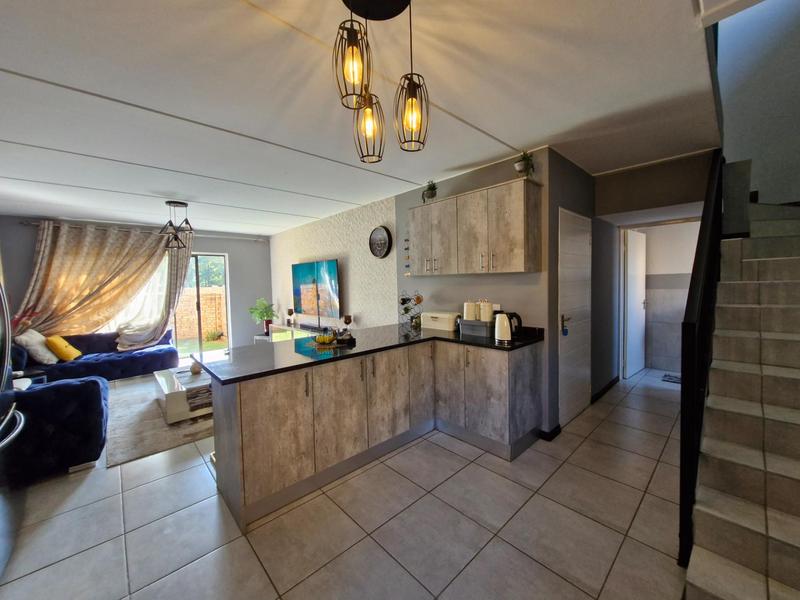 3 Bedroom Property for Sale in Goedeburg Gauteng