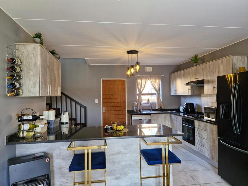 3 Bedroom Property for Sale in Goedeburg Gauteng