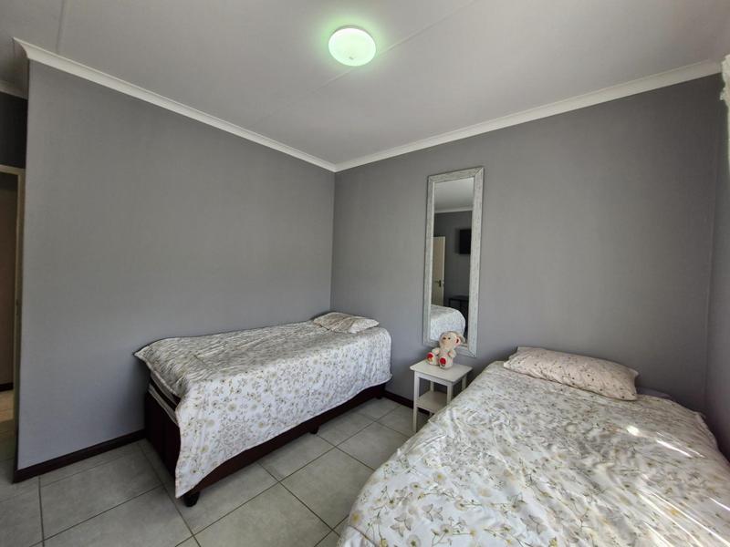 3 Bedroom Property for Sale in Goedeburg Gauteng