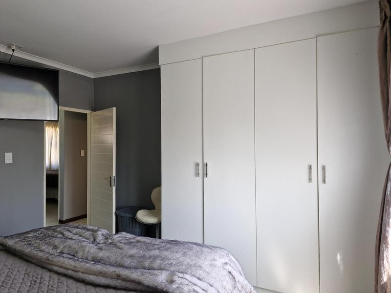 3 Bedroom Property for Sale in Goedeburg Gauteng