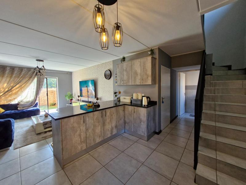 3 Bedroom Property for Sale in Goedeburg Gauteng