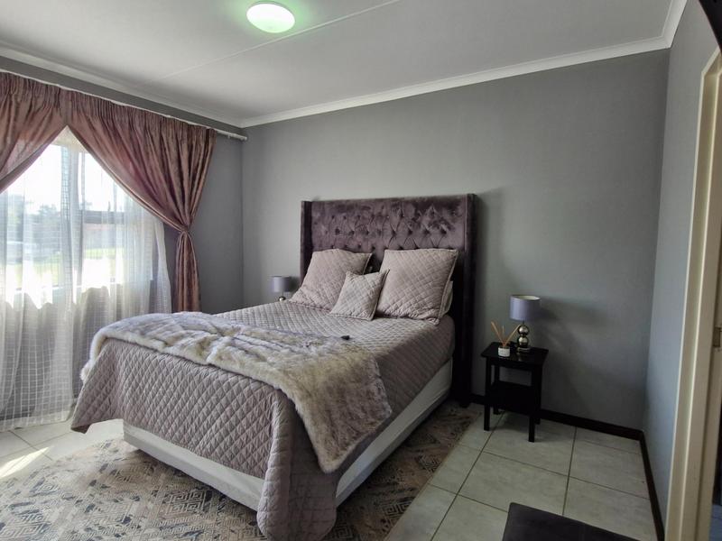 3 Bedroom Property for Sale in Goedeburg Gauteng