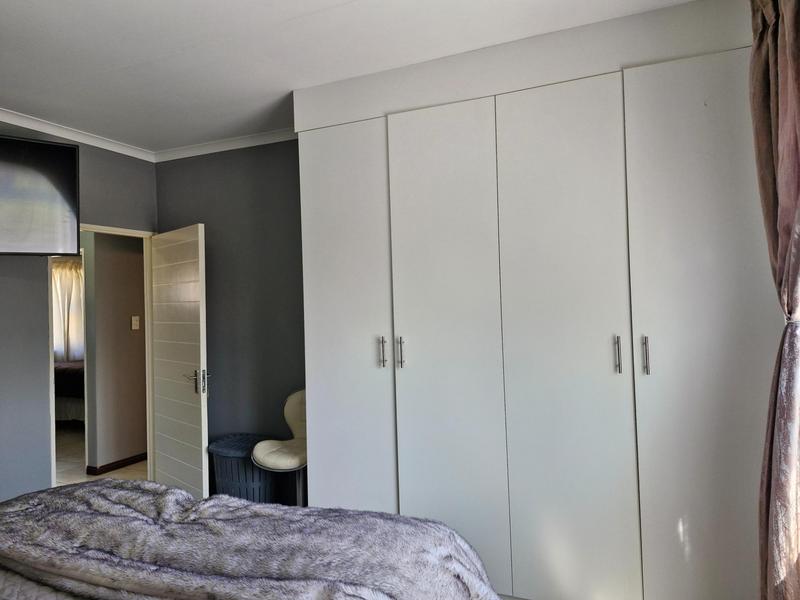 3 Bedroom Property for Sale in Goedeburg Gauteng