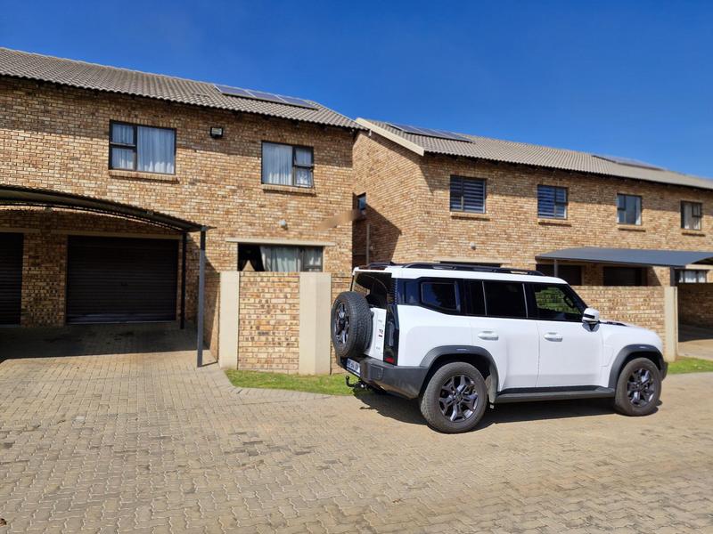 3 Bedroom Property for Sale in Goedeburg Gauteng