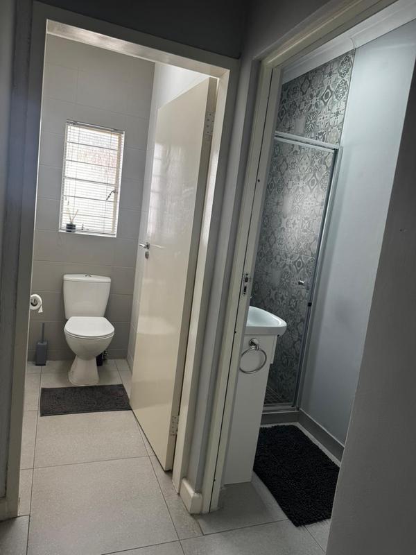 2 Bedroom Property for Sale in Noordwyk Gauteng