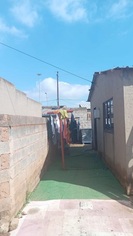 2 Bedroom Property for Sale in Doornkop Gauteng