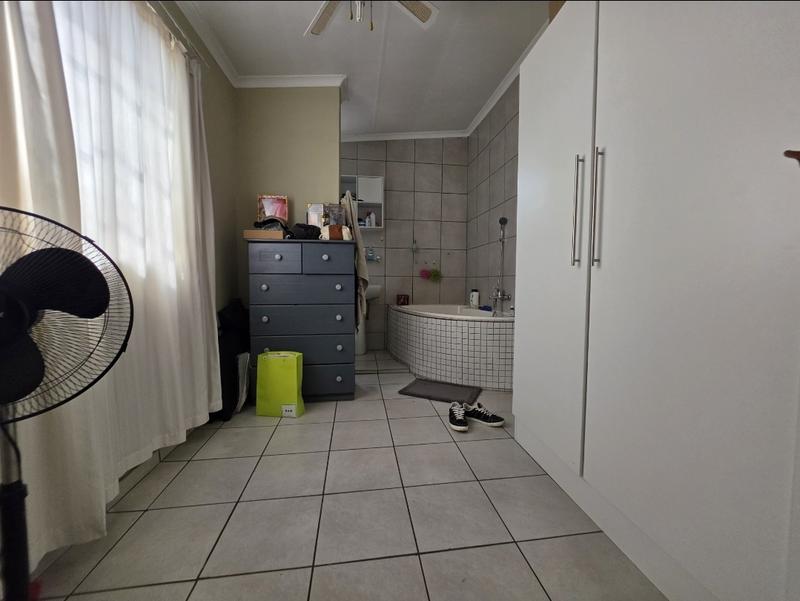 4 Bedroom Property for Sale in Florentia Gauteng