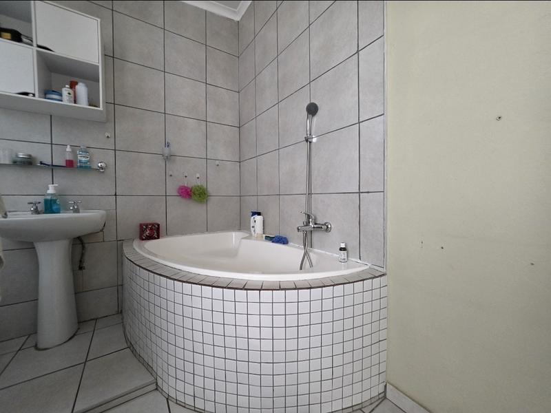 4 Bedroom Property for Sale in Florentia Gauteng