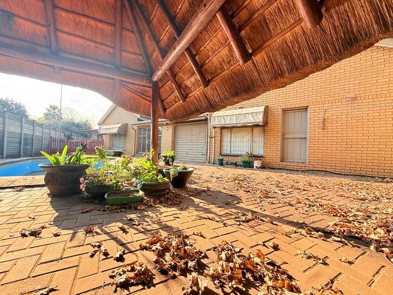 3 Bedroom Property for Sale in Flora Gardens Gauteng