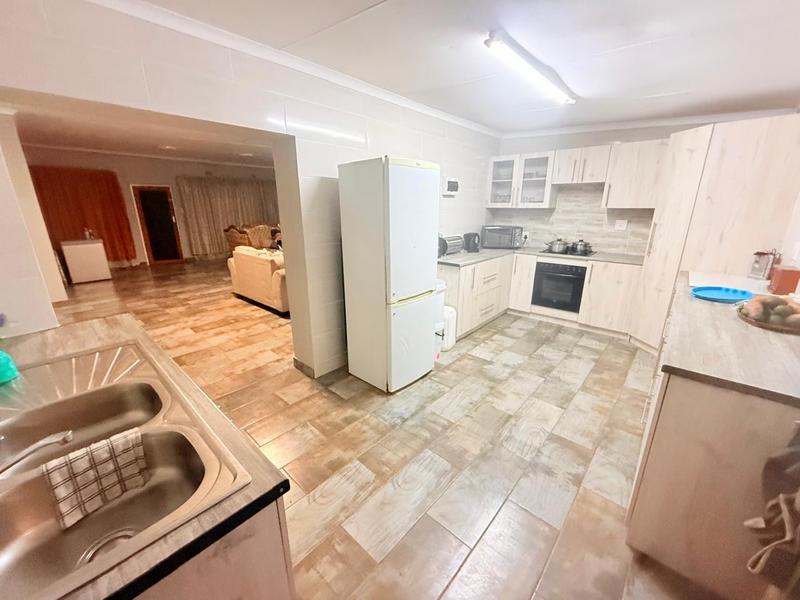 3 Bedroom Property for Sale in Vanderbijlpark Cw 6 Gauteng