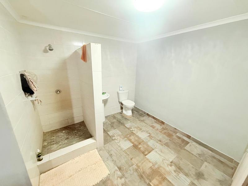 3 Bedroom Property for Sale in Vanderbijlpark Cw 6 Gauteng