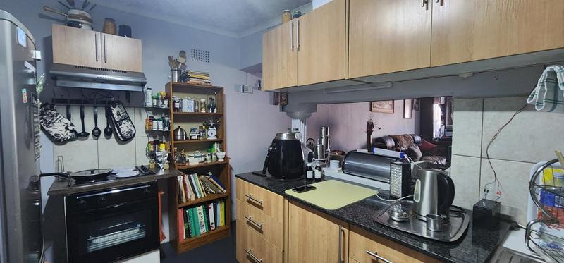 6 Bedroom Property for Sale in Elspark Gauteng