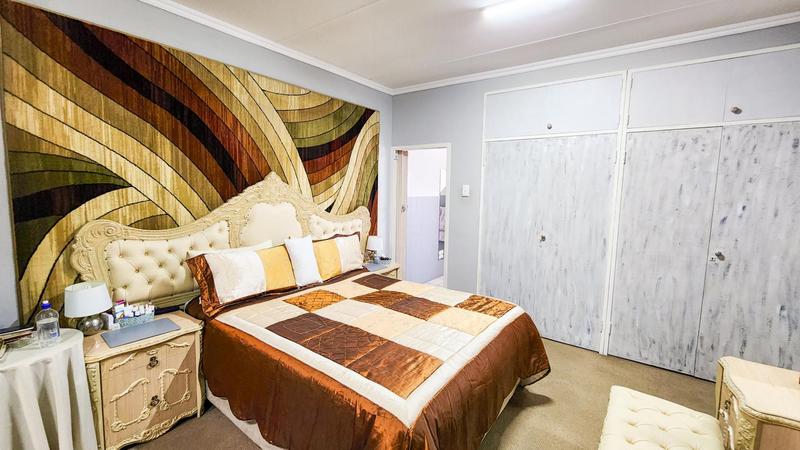 6 Bedroom Property for Sale in Elspark Gauteng