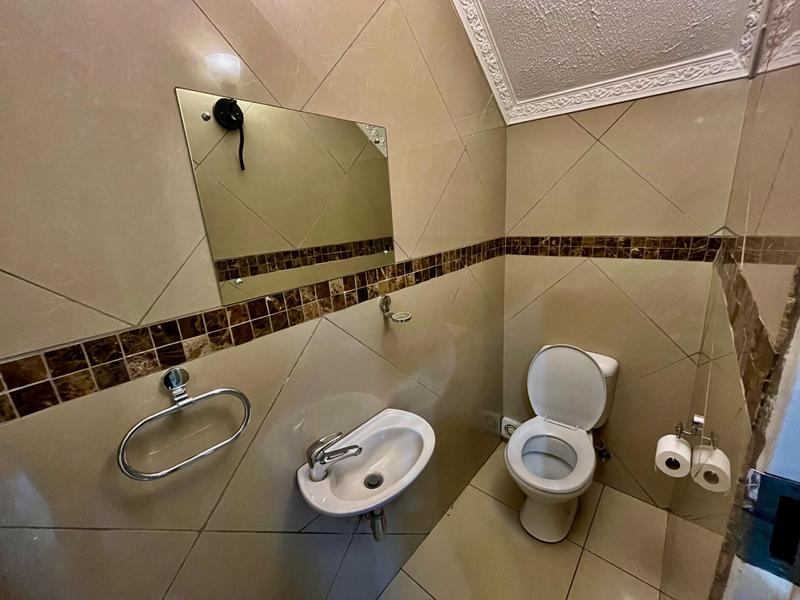 To Let 4 Bedroom Property for Rent in Montana Gauteng