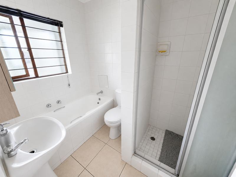 1 Bedroom Property for Sale in Morningside Gauteng