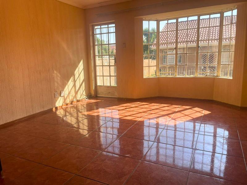 2 Bedroom Property for Sale in Norkem Park Gauteng