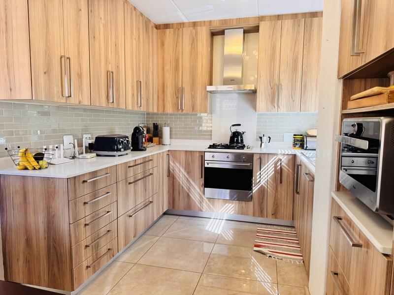 2 Bedroom Property for Sale in Willowbrook Gauteng
