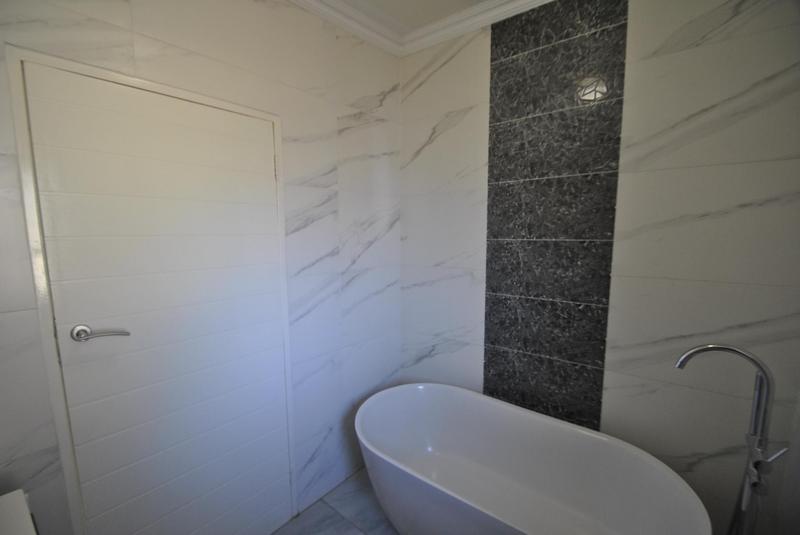 3 Bedroom Property for Sale in Dawn Park Gauteng
