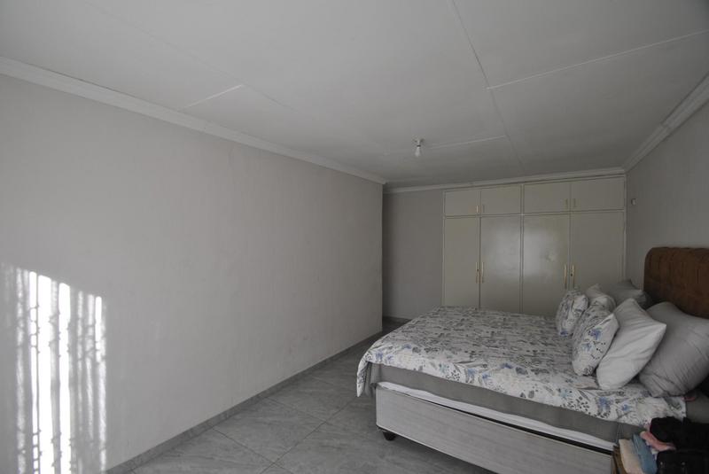 3 Bedroom Property for Sale in Dawn Park Gauteng