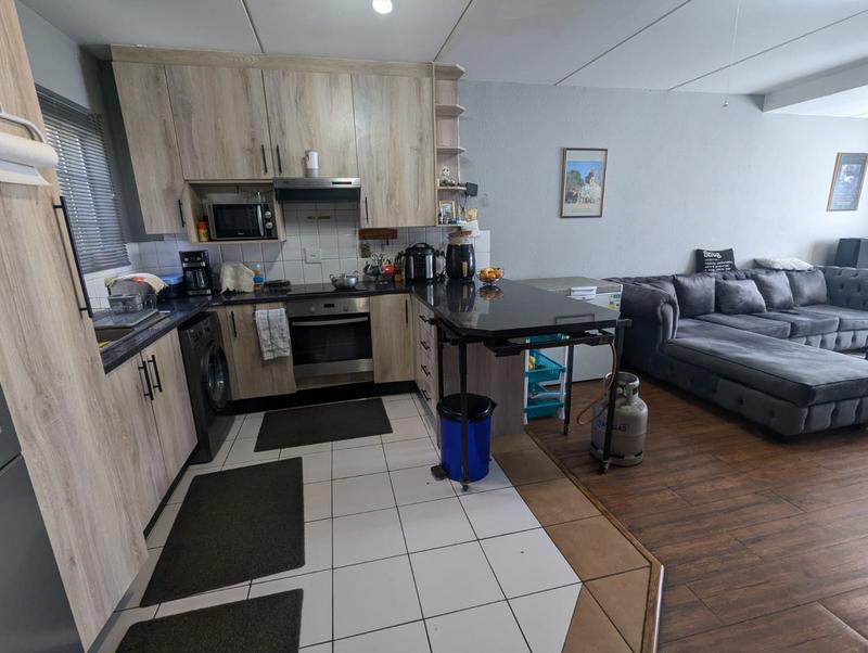 3 Bedroom Property for Sale in Robindale Gauteng