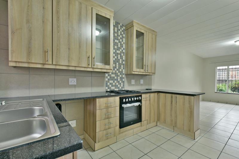 1 Bedroom Property for Sale in New Redruth Gauteng