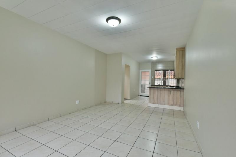 1 Bedroom Property for Sale in New Redruth Gauteng