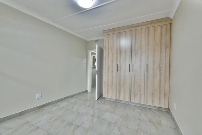 1 Bedroom Property for Sale in New Redruth Gauteng