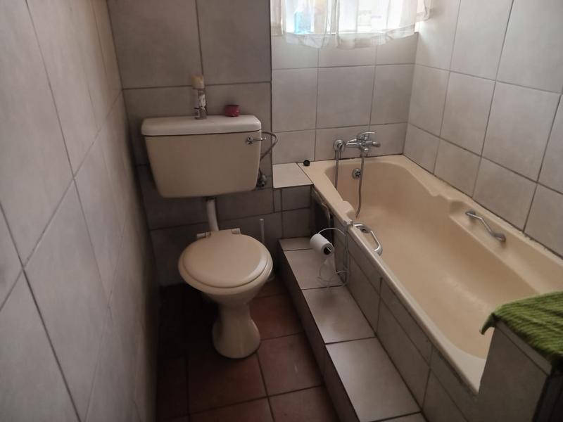 2 Bedroom Property for Sale in Pretoria Gardens Gauteng