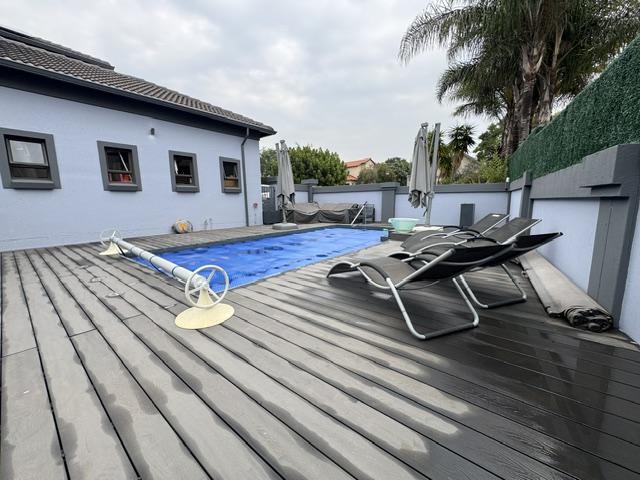 5 Bedroom Property for Sale in Midstream Estate Gauteng