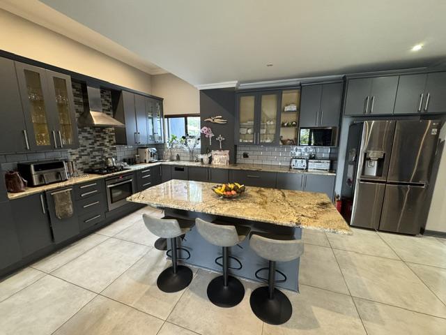 5 Bedroom Property for Sale in Midstream Estate Gauteng