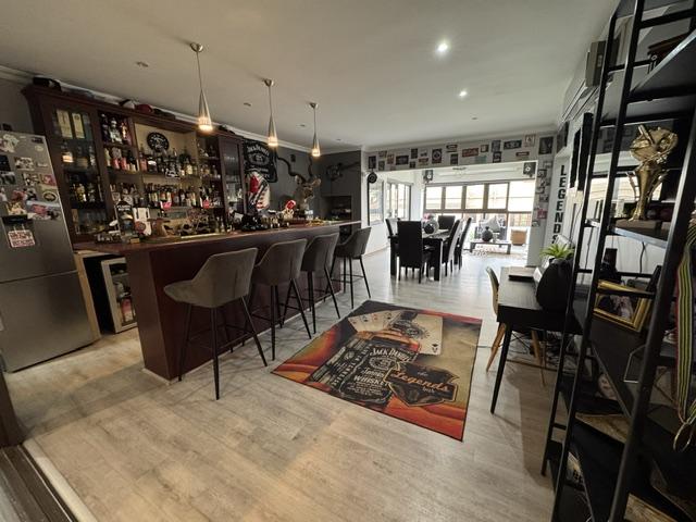5 Bedroom Property for Sale in Midstream Estate Gauteng