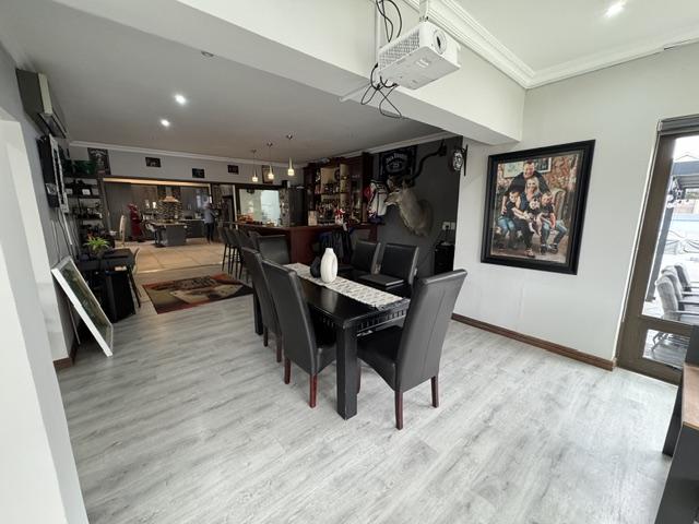5 Bedroom Property for Sale in Midstream Estate Gauteng