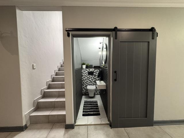 5 Bedroom Property for Sale in Midstream Estate Gauteng